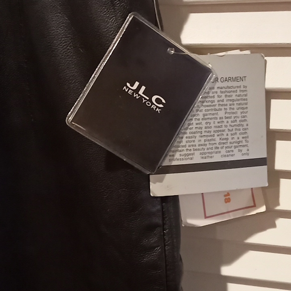 Women's leather pants - Picture 3 of 5